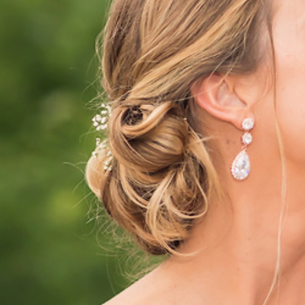 Rose Gold Bridal Wedding Earrings and Bracelet